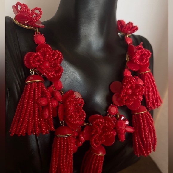 J. CREW Statement Beaded red floral necklace with Bead Tassels - Picture 2 of 7